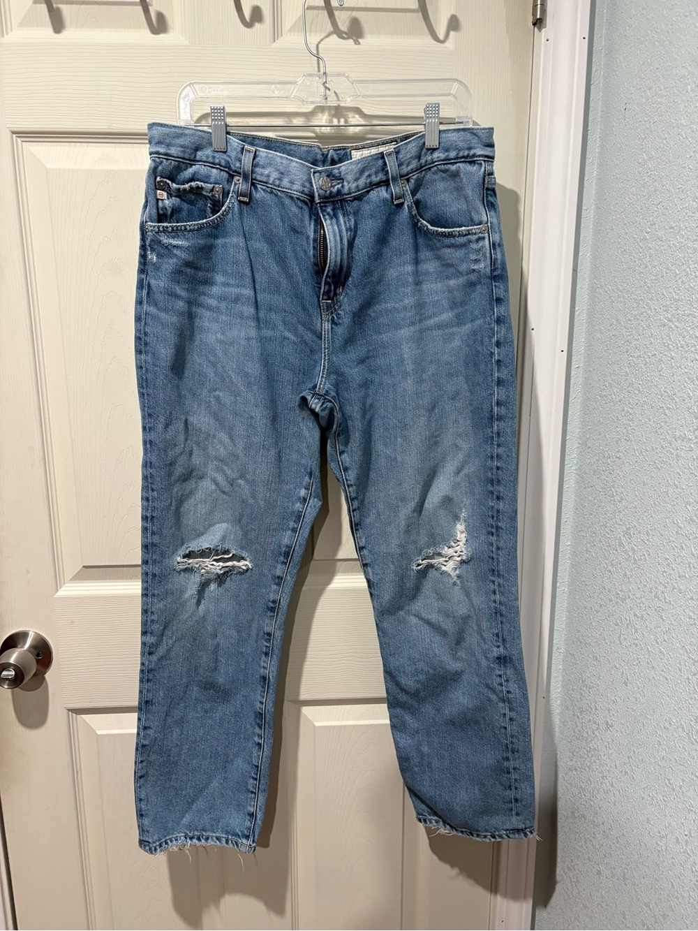 Ag Adriano Goldschmied EX Boyfriend Slouchy slim light Blue Distressed Jeans